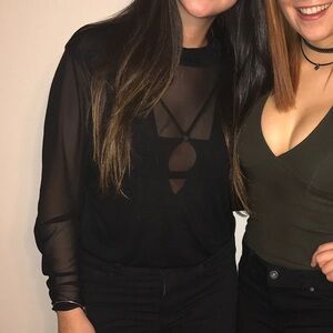 Mesh long sleeve Emma&Sam top